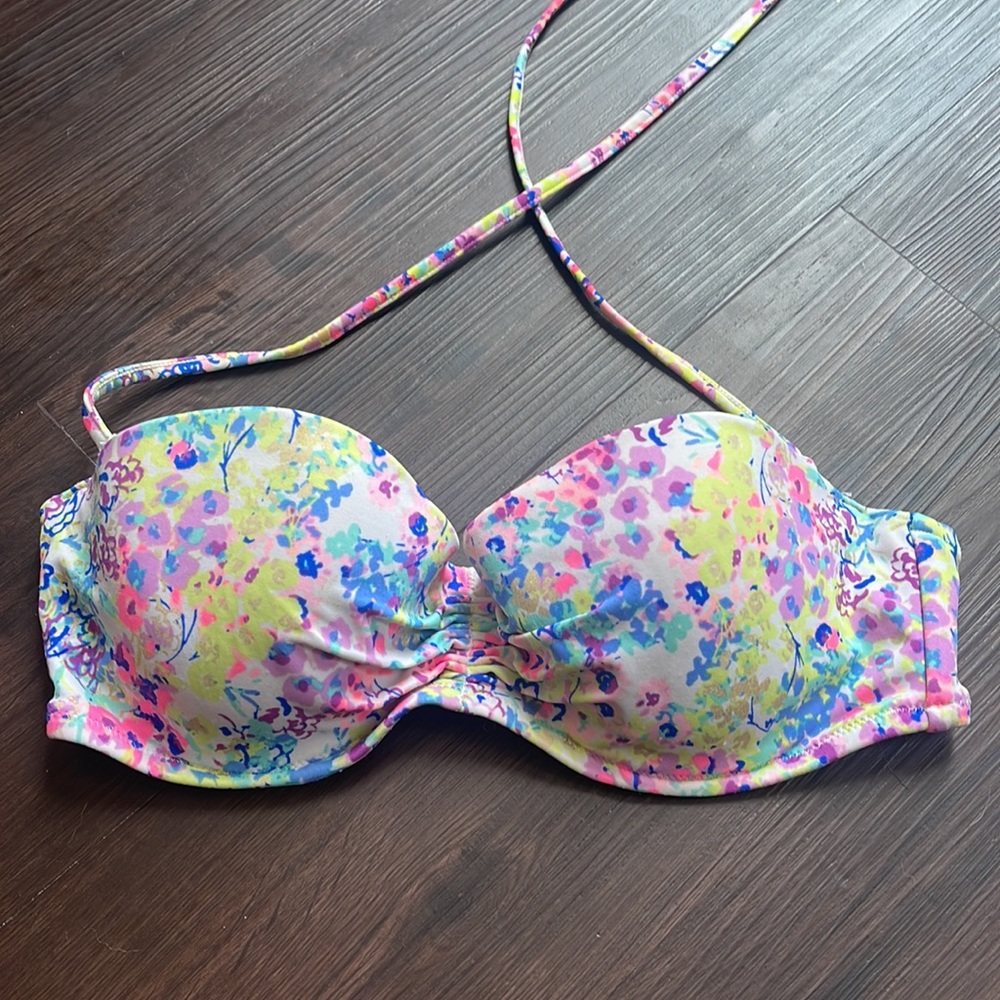 *SOLD* Victoria’s Secret Swim Bandeau Top